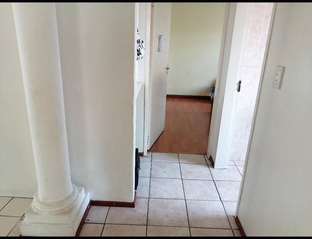 2 bed property to rent in WINCHESTER HILLS